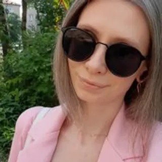 Profile photo of -Christina-