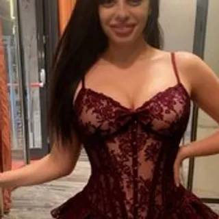 Profile photo of JuliaHayes