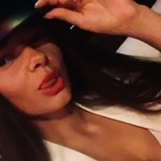 Profile photo of nad1ne