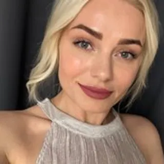Profile photo of _-Dasha-_