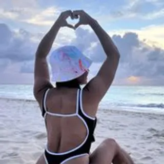 Profile photo of sofia-jones