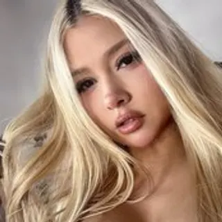 Profile photo of lilith-petite