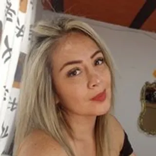 Profile photo of emmahenderson