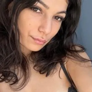 Profile photo of anna-lewis