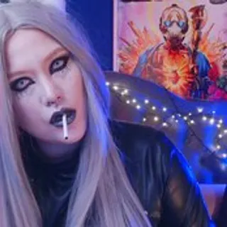 Profile photo of laura-wicked