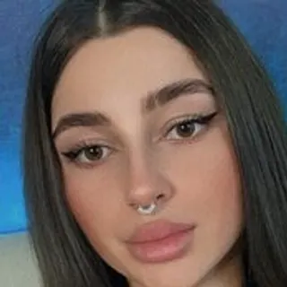 Profile photo of mia-callme