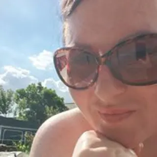Profile photo of elizabethh