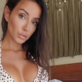Profile photo of miiiawallaceoff