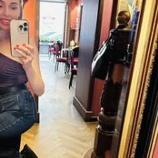 Profile photo of ANALGIRL555