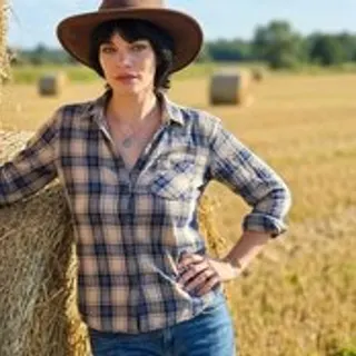 Profile photo of lois-lorrie