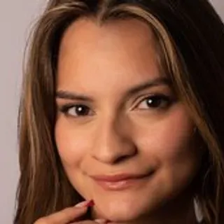 Profile photo of angie-pirs