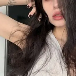 Profile photo of EmiMoon