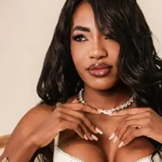 Profile photo of tahliamoreau