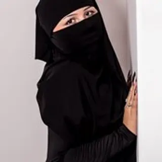 Profile photo of amirah-