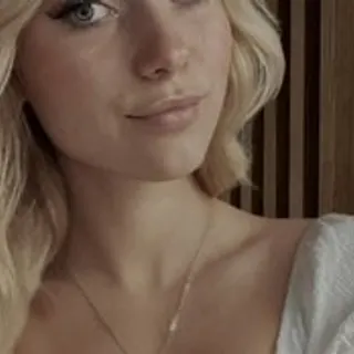 Profile photo of luciaglow