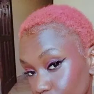 Profile photo of Red_ruby3