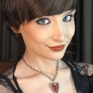 Profile photo of rebegoldnoir
