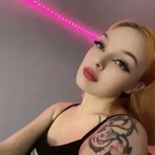 Profile photo of evelin-light