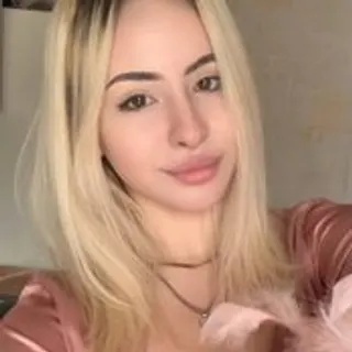 Profile photo of bella-crazyy