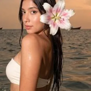 Profile photo of valeenqueen