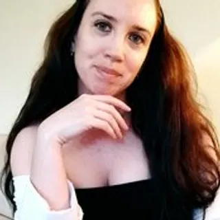 Profile photo of emilyhot