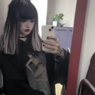 Profile photo of HolyCute