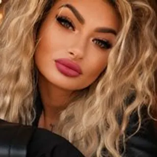 Profile photo of blondeceline