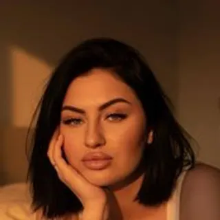 Profile photo of kimvelour