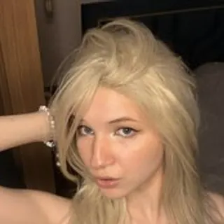 Profile photo of vikkiisecret
