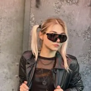 Profile photo of ne0n-siren