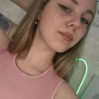 Profile photo of vivivivienne