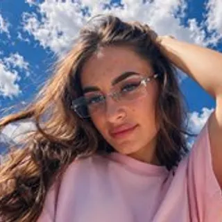 Profile photo of karen-lee