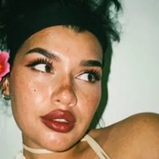 Profile photo of lyzamy_liz