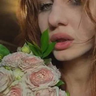 Profile photo of lilynoirvibe
