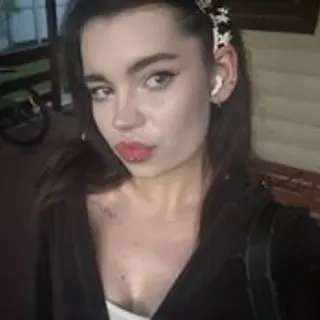 Profile photo of emilyy19