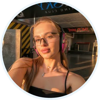 Profile photo of Mirel 🖤