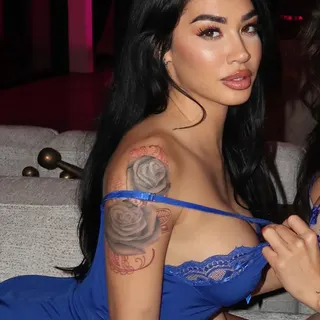 Profile photo of Lebanese princess 😈💦