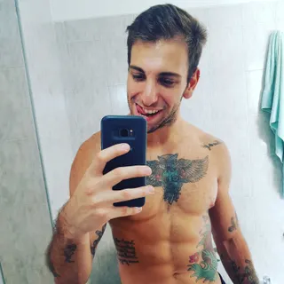 Profile photo of Simon ❤💋