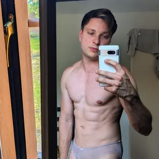 Profile photo of Ashley Taylor
