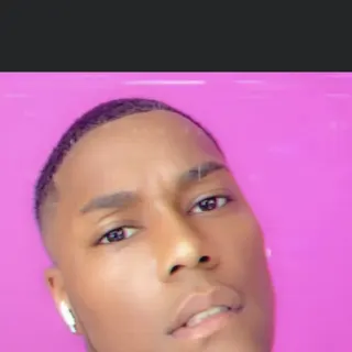 Profile photo of DizzyAntonio (◣_◢)