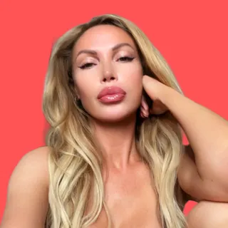 Profile photo of ☀️Nikki Benz☀️