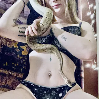 Profile photo of Delia Claire