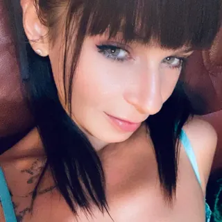 Profile photo of lilrebeca