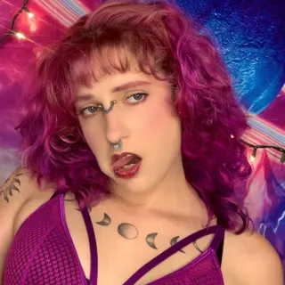 Profile photo of 𝐸𝑚𝑏𝑒𝑟 𝐴𝑛𝑛 FREE