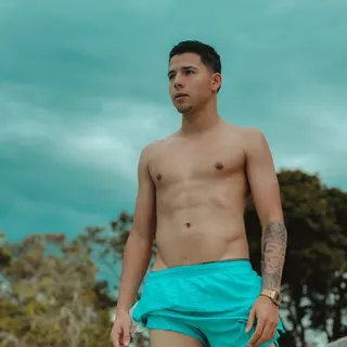 Profile photo of Junior Robles 👑