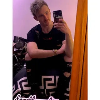 Profile photo of Melbourne bttm boy