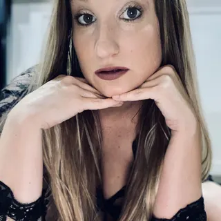 Profile photo of Delaney Dawson