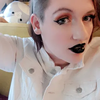 Profile photo of Emma Hallas