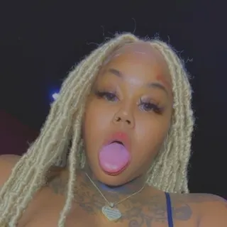 Profile photo of Jucee Froot