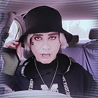 Profile photo of Silver Diamond 💎
